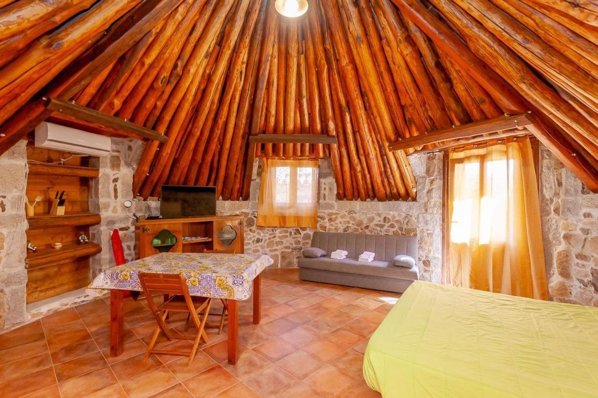 סאן תאודורו B&B Pettirosso Garden מראה חיצוני תמונה