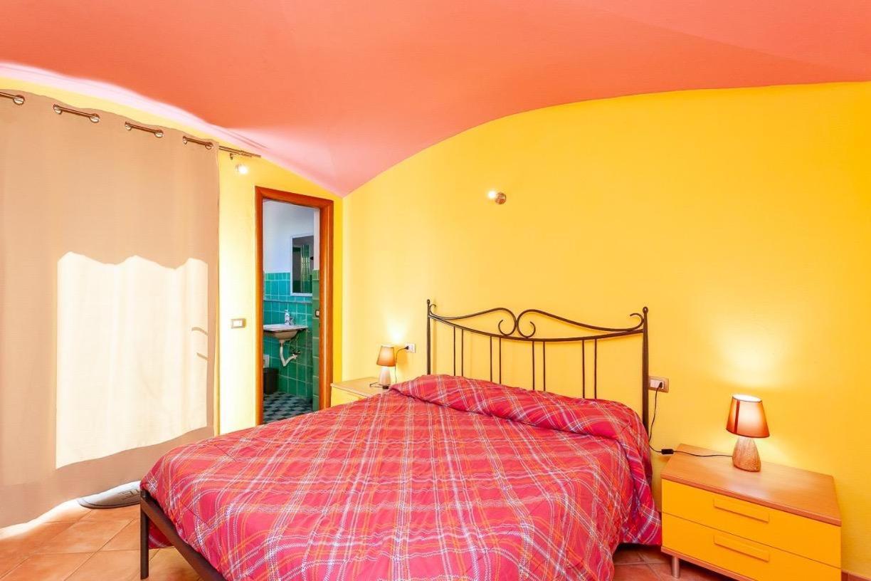 סאן תאודורו B&B Pettirosso Garden מראה חיצוני תמונה
