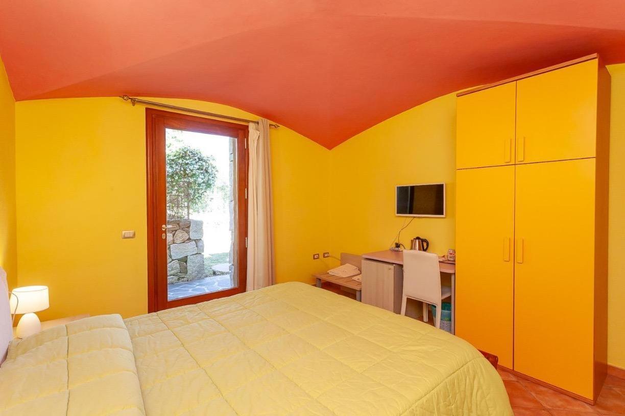 סאן תאודורו B&B Pettirosso Garden מראה חיצוני תמונה