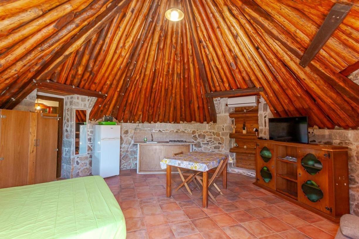 סאן תאודורו B&B Pettirosso Garden מראה חיצוני תמונה